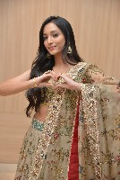 Srinidhi Shetty Gallery